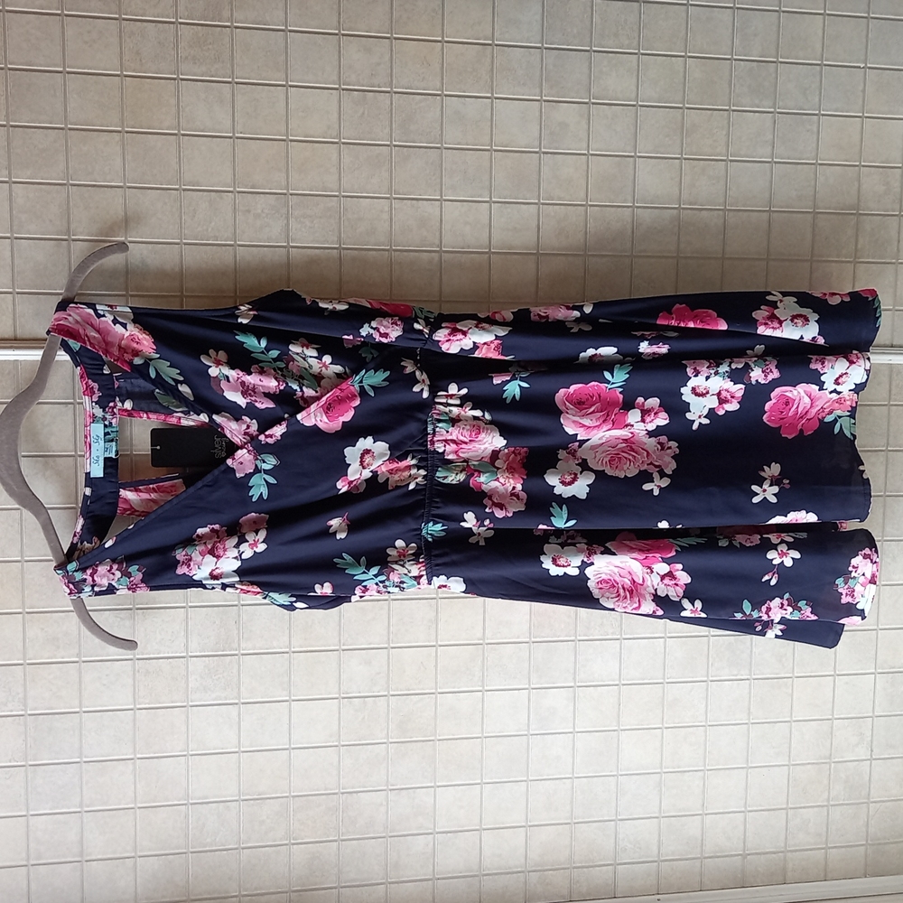 She + Sky Floral midi dress